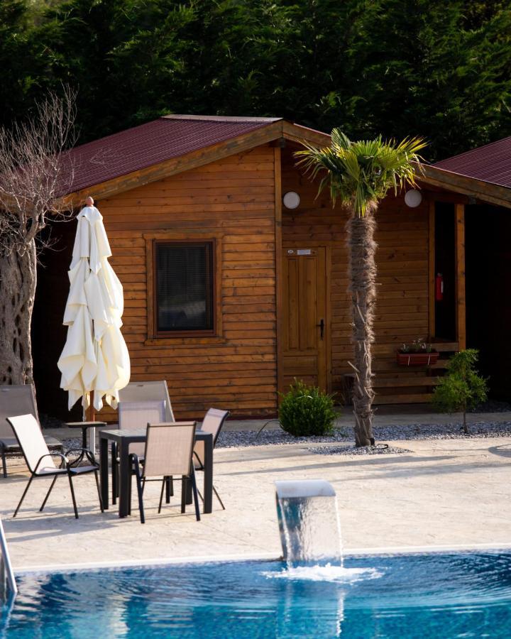 Hotel Sunny Garden Ulcinj Esterno foto