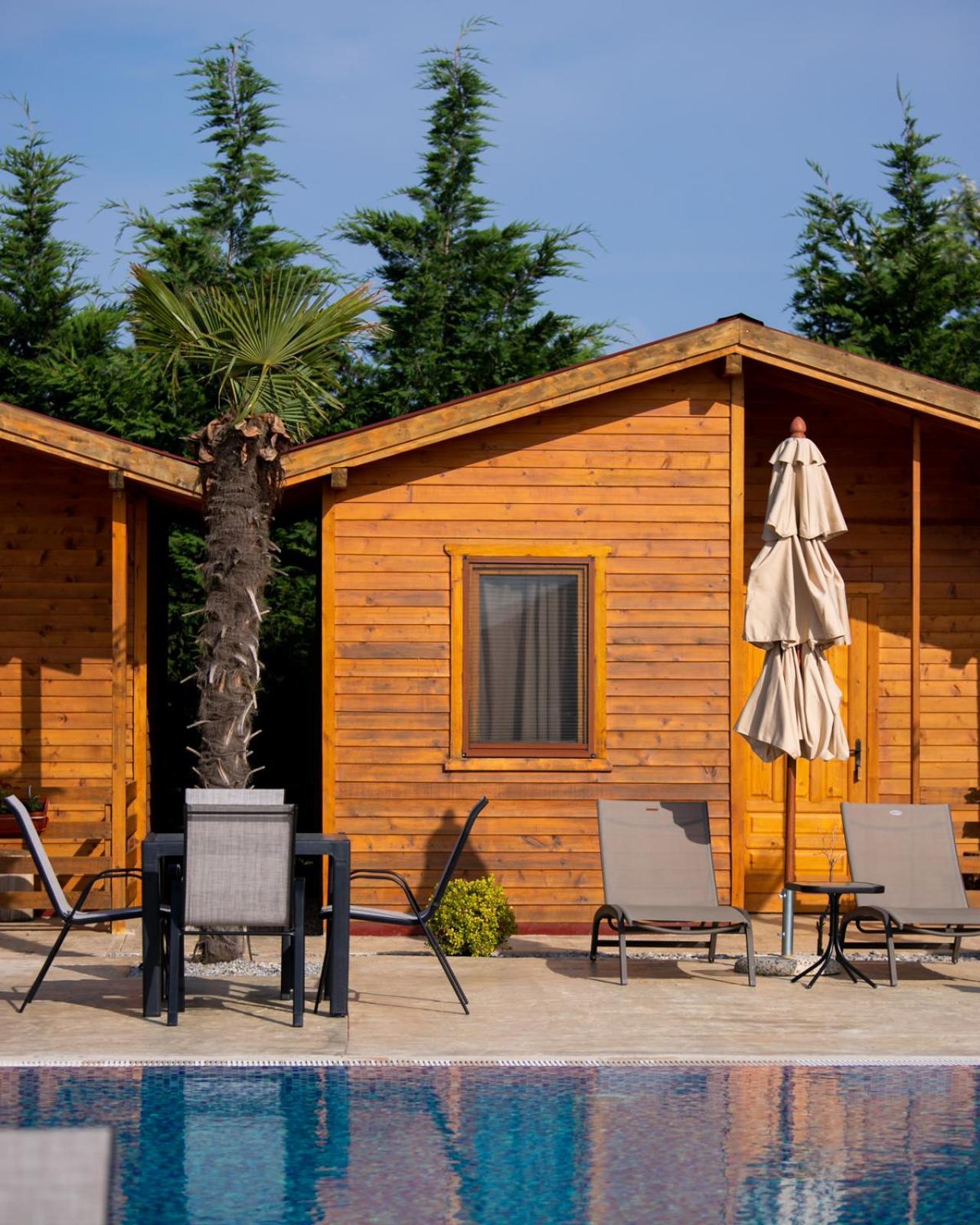 Hotel Sunny Garden Ulcinj Esterno foto